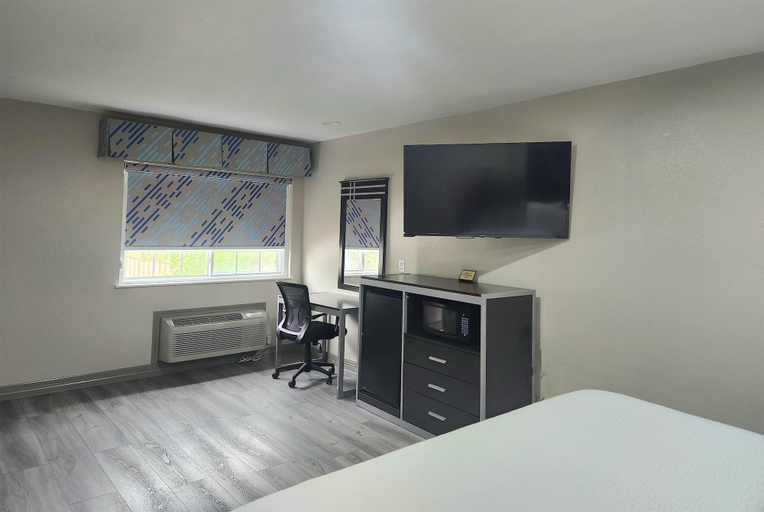 Bedroom 10
