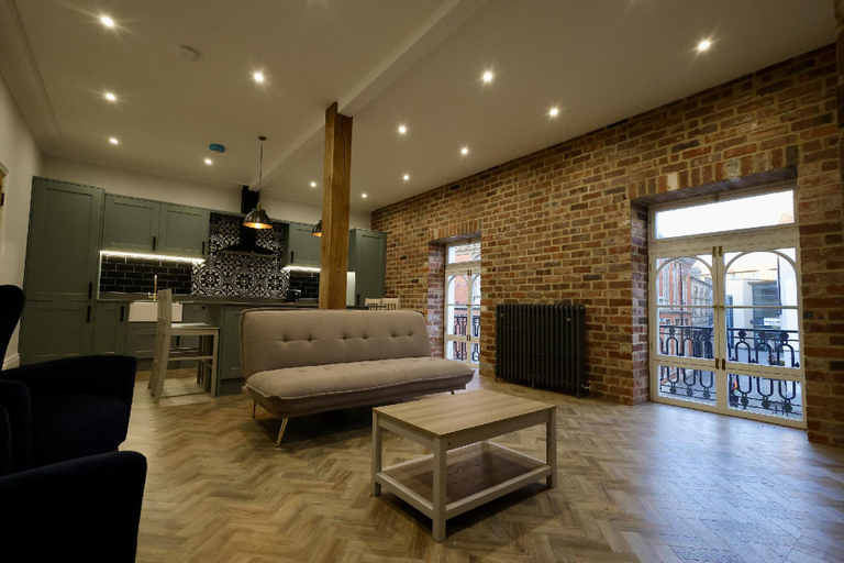 Others 3, Red Lion Apartments, Lincolnshire