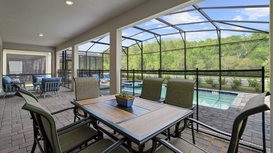 Food & Drinks 5, Star Wars Disney Themed 10br Villa Pool/spa/game, Osceola