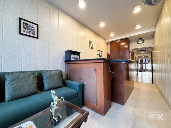 Public Area 3, Hotel Sunny Cot - Free Mall shuttle and Parking, Dehradun