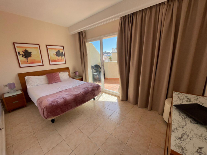 Bedroom 3, Apartamentos MAGIC BENALBEACH by Benalnova, Málaga