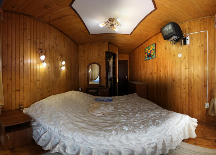 2, Kovcheg Holiday Home, Nadvirnians'kyi