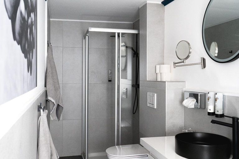 Bathroom 3, KRACHER Landhaus No 3 - inklusive Pool, Neusiedl am See