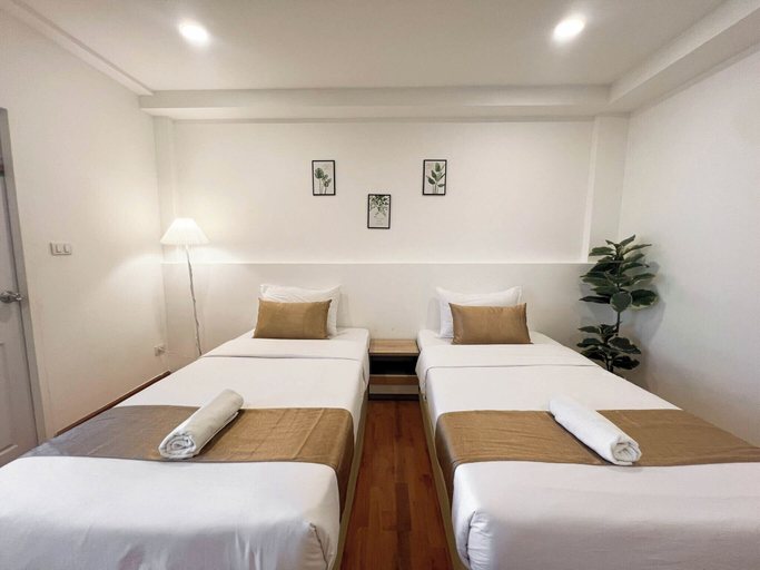 Bedroom 13