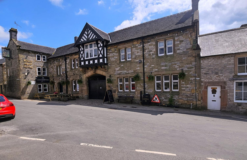 Others 3, The Bulls Head Hotel, Derbyshire