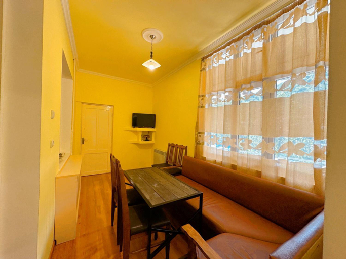 Others 5, Paloma Bed and Breakfast