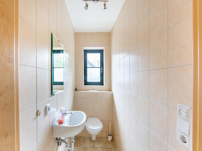 Bathroom 3, Thuringian Forest House, Hildburghausen