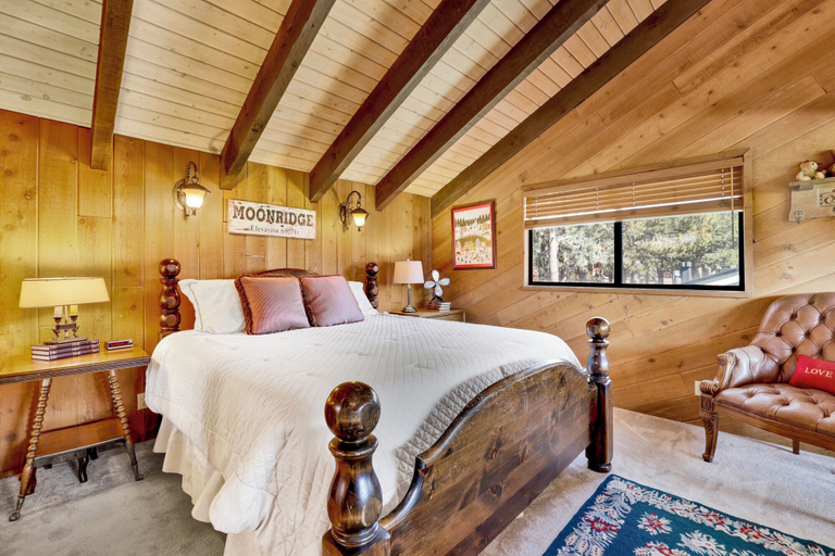 Bedroom 16