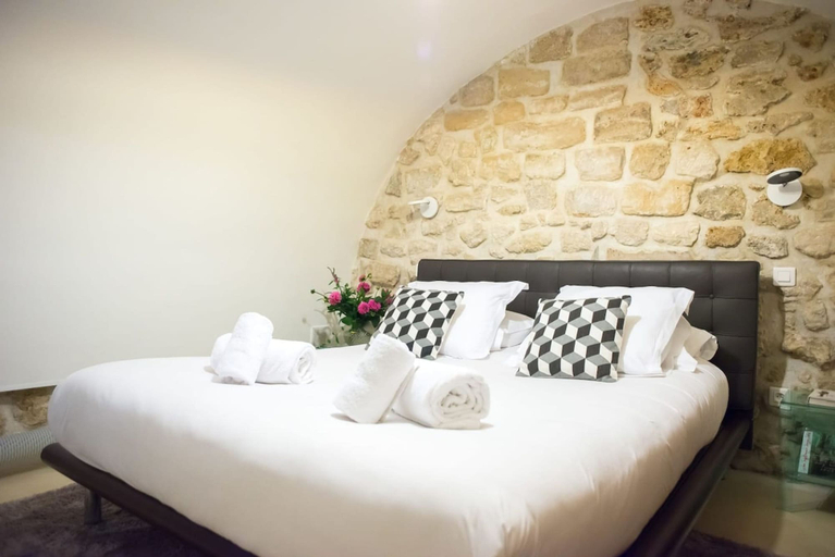 Room 4, Jardin Priv Gorgeous 3 Bed House in Le Marais, Paris