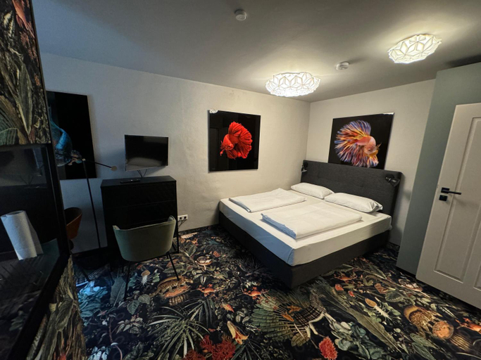Bedroom 3, Pebbles Suiten by RiNG, Regensburg