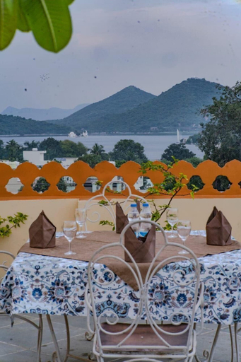 Food & Drinks, The Lavitra Udaipur, Udaipur