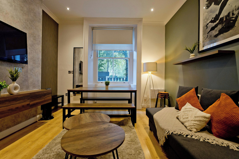 Others 5, Imperial Argyle Square Apartment, London