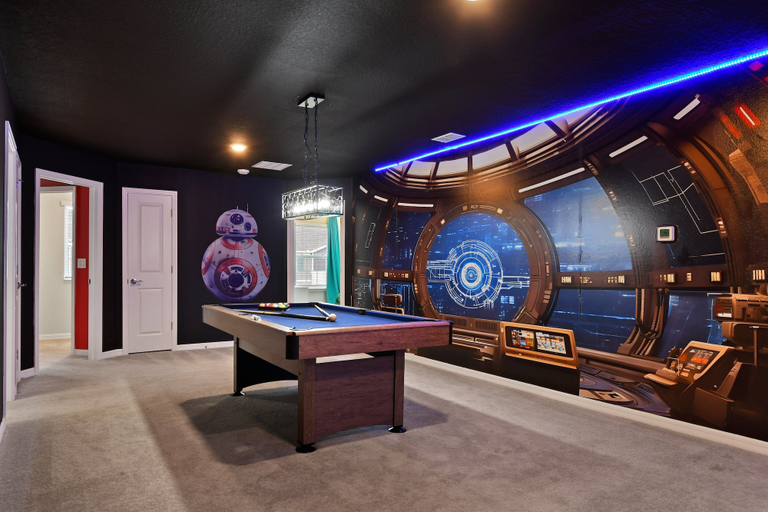 Others 5, 10br Disney Oasis Star Wars Themed Family Retreat, Polk