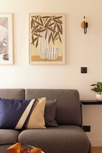 Living area 2, Charming Studio A/C - 2P- Montorgueil, Paris