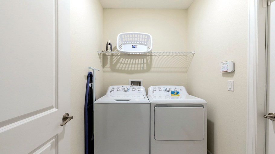 Bathroom 3, No Rear Neighbor 6BR Villa Private Pool Spa Disney, Osceola