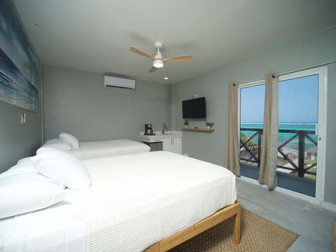 Bedroom 3, Sandbar Beachfront Hotel & Hostel