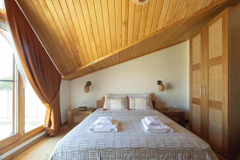 Bedroom 2, Ida Trio, Edremit
