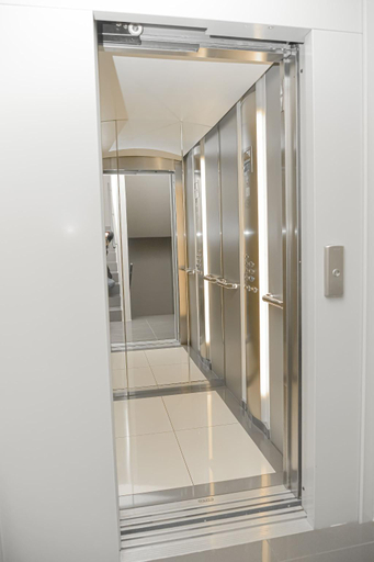 Others 5, New Central Plaza Apartment 2, Lugano