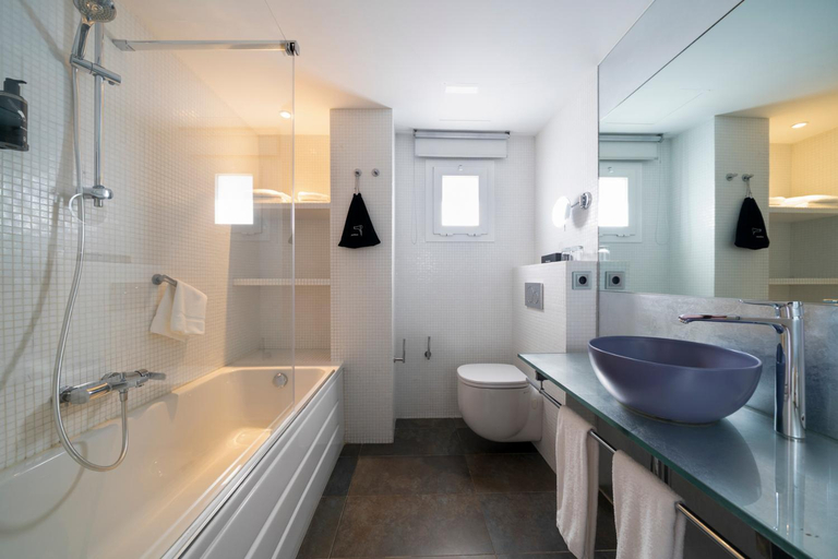 Bathroom 4, Ocean Drive Ibiza, Baleares