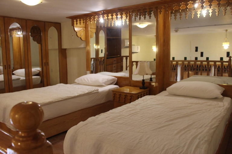 Bedroom 3, Kuwait Palace Hotel, Salmiya