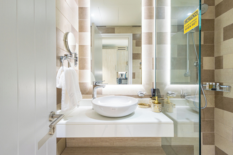Others 2, Elegant Studio in Palm Jumeirah, Dubai