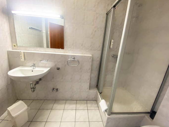 Bathroom 5, Limok Rooms Hamm, Hamm