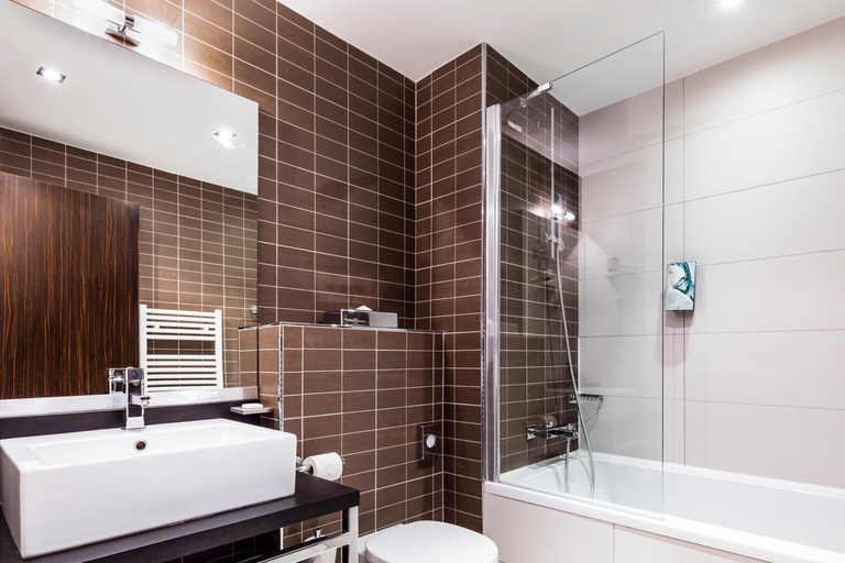 Bathroom 3, Aparthotel Adagio Marseille Timone, Bouches-du-Rhône