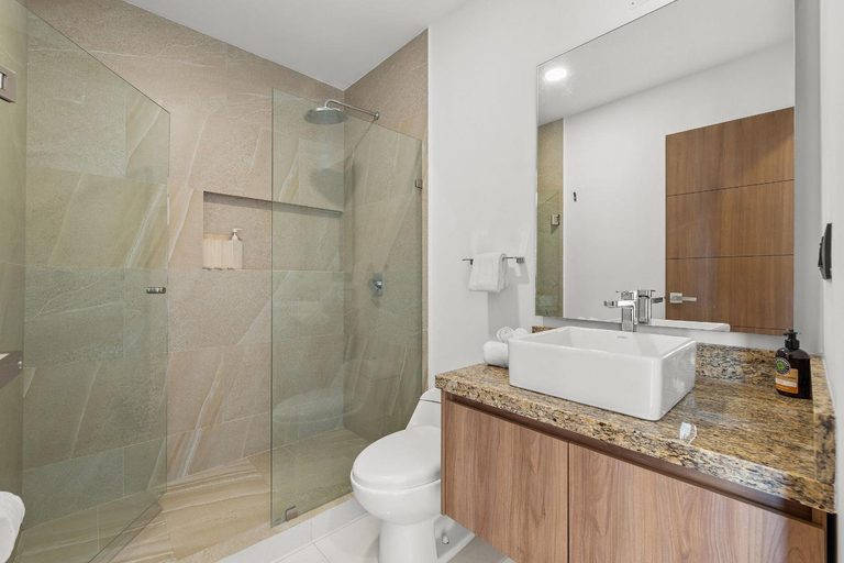 Bathroom 5, Monyxbnb Hotel, Puerto Vallarta