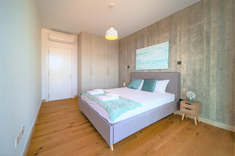Bedroom 3, Avenue 102 1 BED
