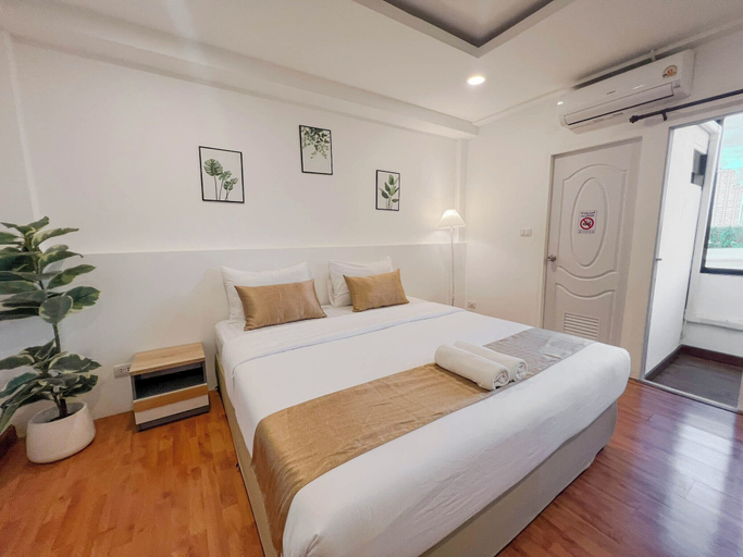 Bedroom 16