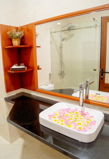 Bathroom 3, Khach San Binh Minh, Phan Thiết