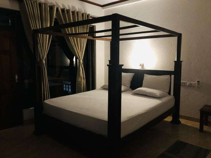 Bedroom 2, Candle House, Kalutara