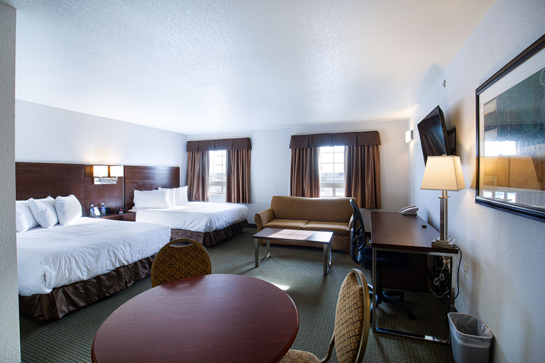 Bedroom 3, Service Plus Inn and Suites - Grande Prairie, Division No. 19