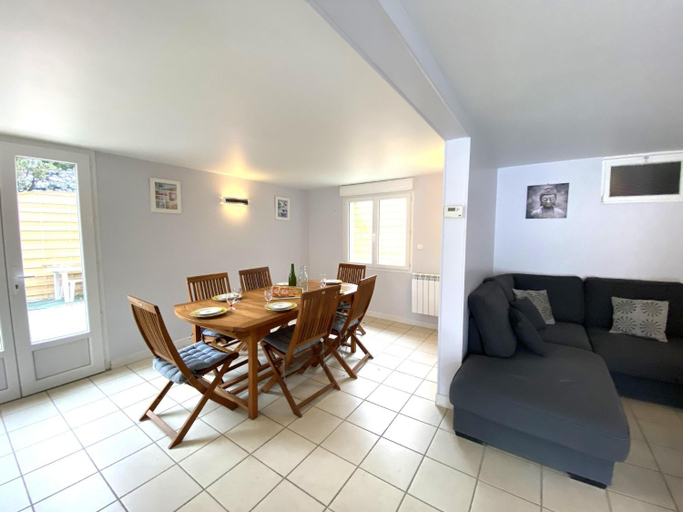 Others 5, Pleasant holiday home, 200m from the beach, St. Pair-sur-Mer, Manche