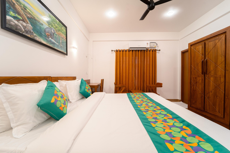 Bedroom 3, Treebo West Fort Divine – Near Padmanabhaswamy Temple, Thiruvananthapuram