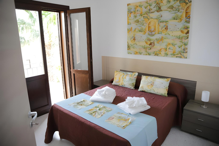 Bedroom 2, Oasi Guzzetta, Trapani