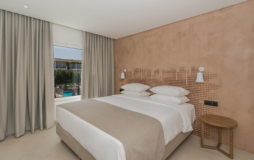Bedroom, Bitzaro Grande Hotel & Suites, Ionian Islands