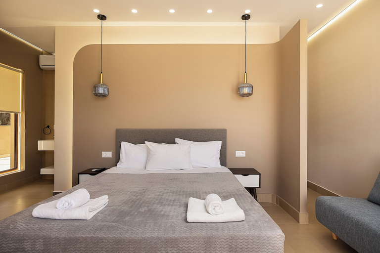 Bedroom 3, La Palma Beachfront Suites, Crete