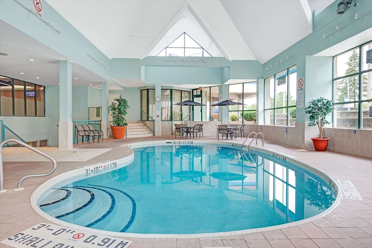 Sport & Beauty 5, Ramada by Wyndham Niagara Falls/Fallsview, Niagara