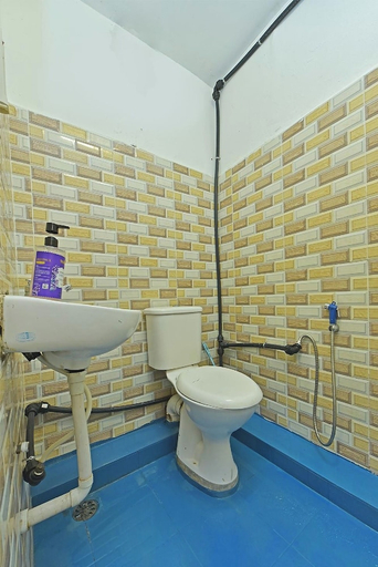 Bathroom 3, D'pearl Hotel, Penang Island