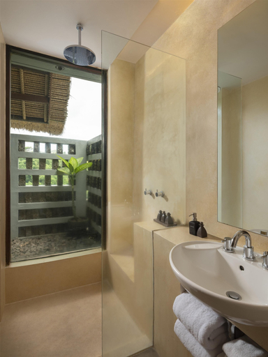 Bathroom 5, Alila Ubud. Bali, Gianyar
