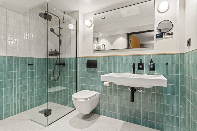 Bathroom 3, Quality Hotel Alesund, Ålesund