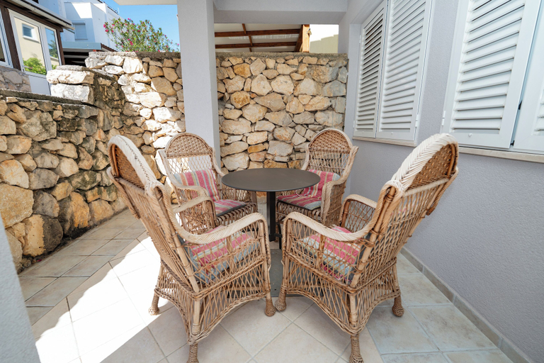 Others 4, Apartments Adela III, Novalja