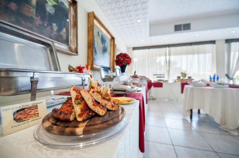 Food & Drinks 5, Hotel HR, Bari
