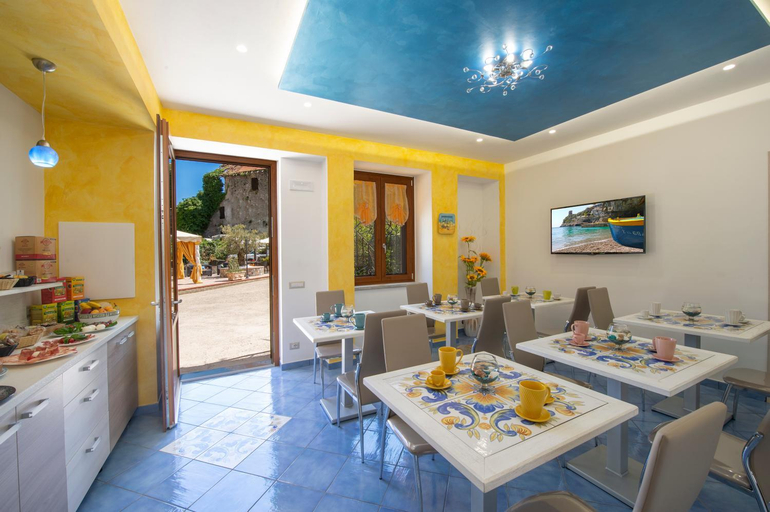 Food & Drinks 5, B&B Il Girasole, Napoli