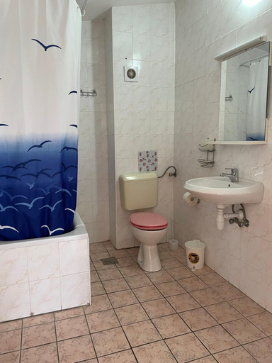 Others 4, Apartments Papic, Okrug
