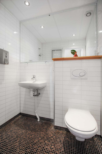 Bathroom, Slobrua Gjestegard, Sør-Odal