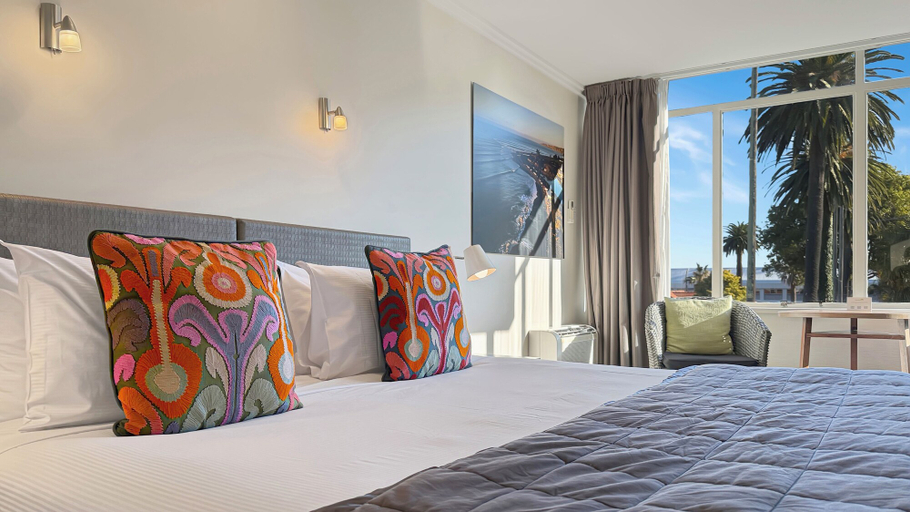 Bedroom 5, Expressotel, Napier