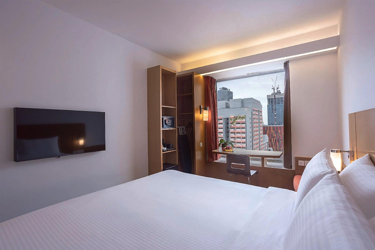 Bedroom 28
