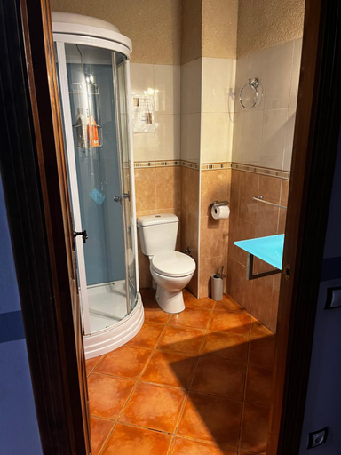 Bathroom 5, Hotel Casa de la Fuente, Teruel